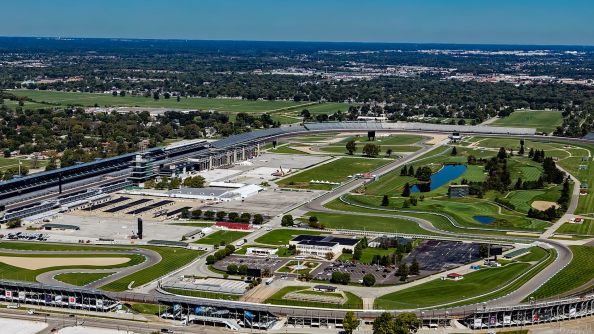 File:Indianapolis-motor-speedway-1848561.jpg