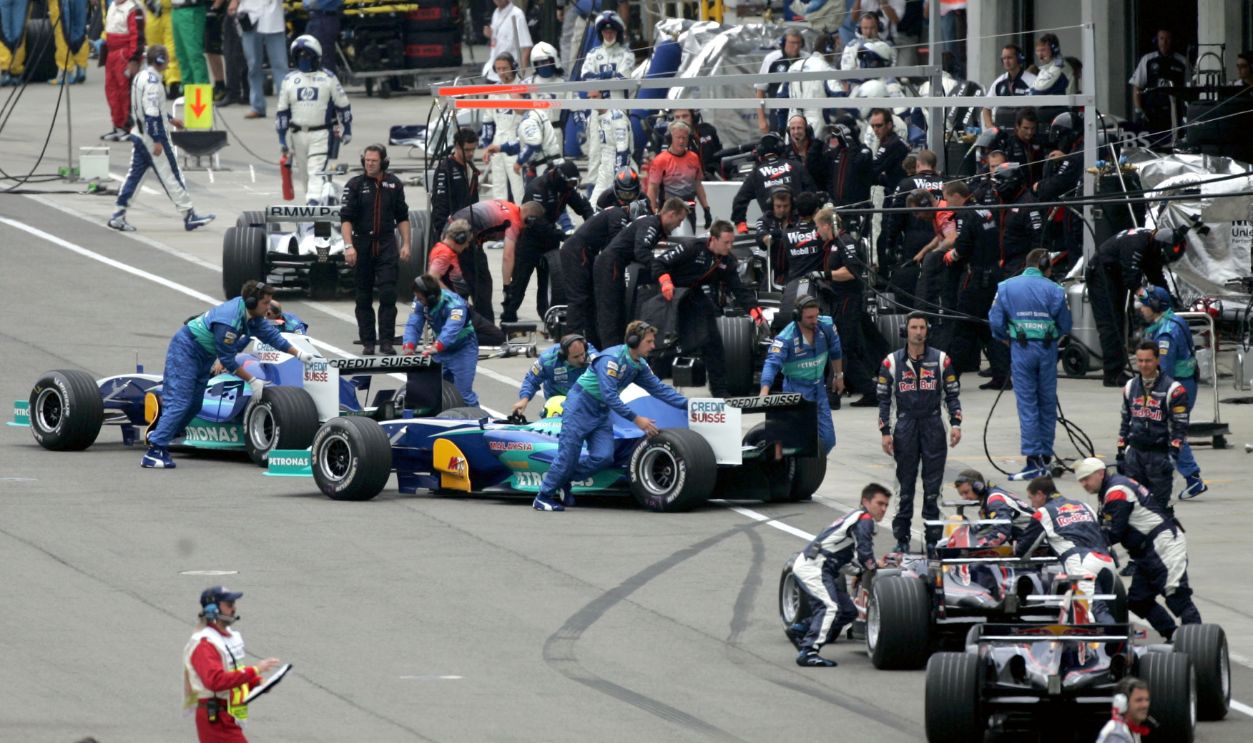 F1 teams using Michelin tires retire their cars at the start of the United States F1 Grand Prix at the Indianapolis Motor Speedway on June 19, 2005 in Indianapolis, Indiana.