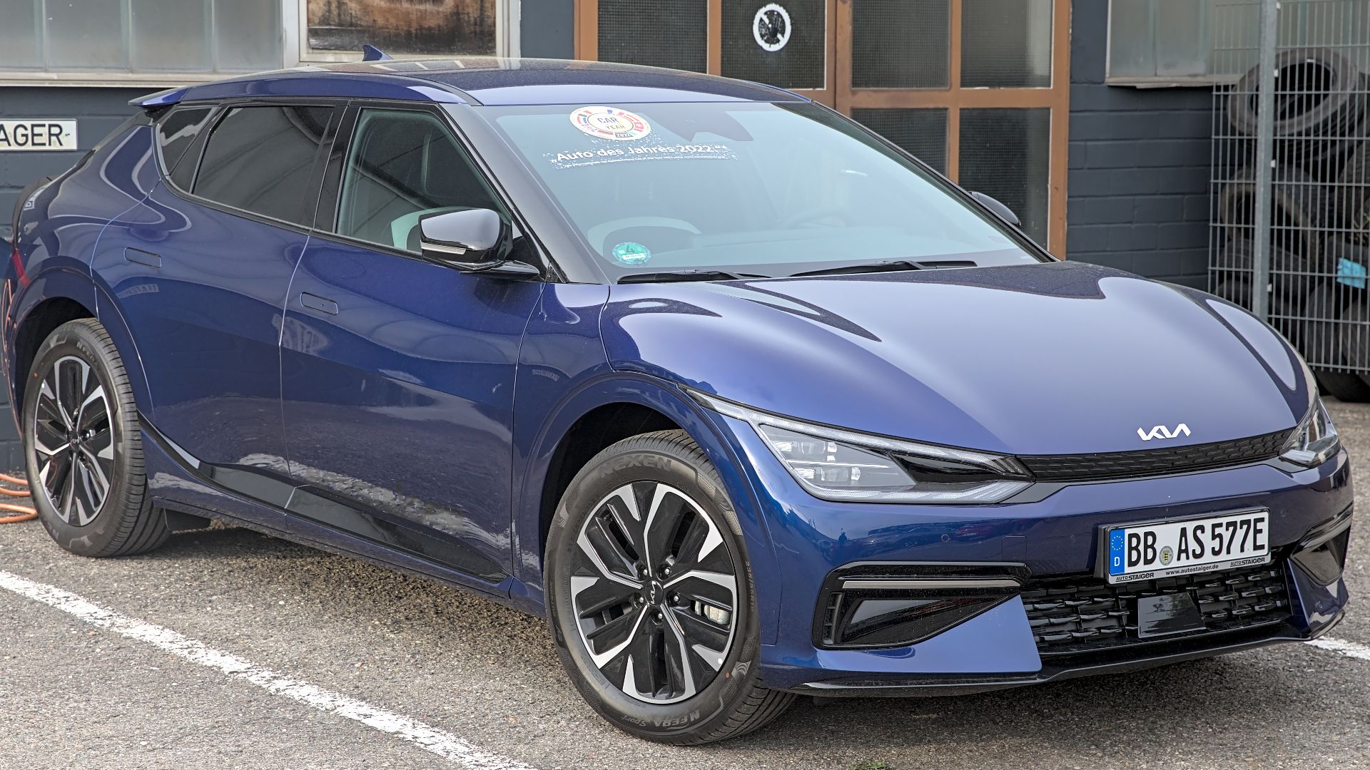 File:Kia EV6 GT-Line 1X7A0317.jpg