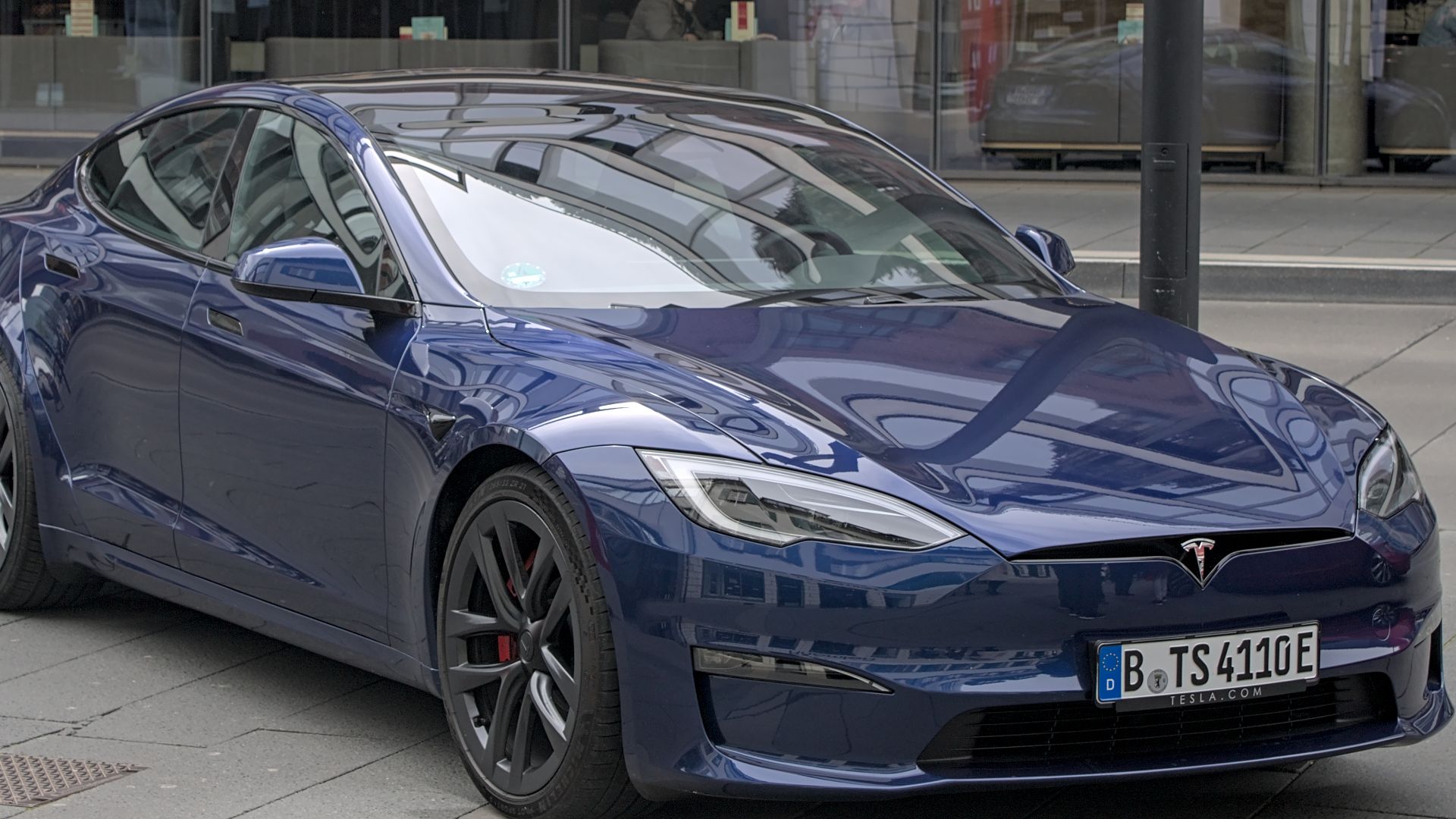 File:Tesla Model S Plaid Autofrühling Ulm IMG 9278.jpg