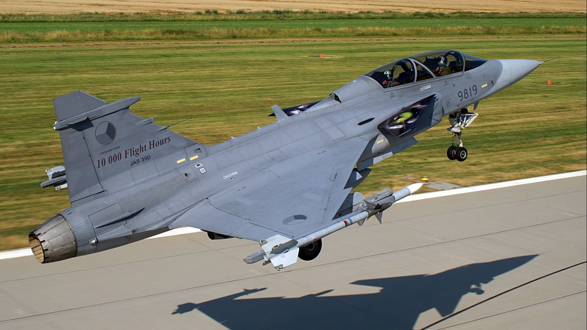 File:Saab JAS-39 Gripen of the Czech Air Force taking off from AFB Čáslav.jpg