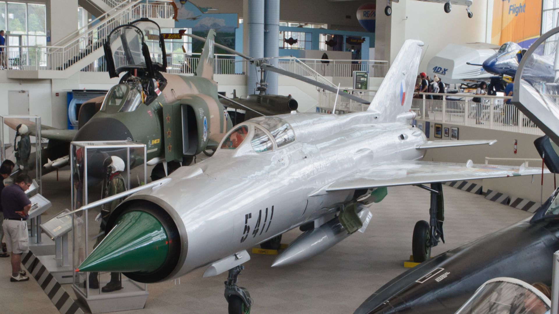 File:MiG-21 Fishbed (Czechoslovakia) (7701250570).jpg