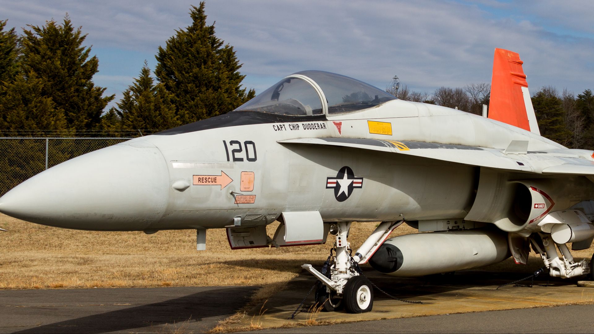 File:FA-18 Hornet Pax River Museum-2.jpg