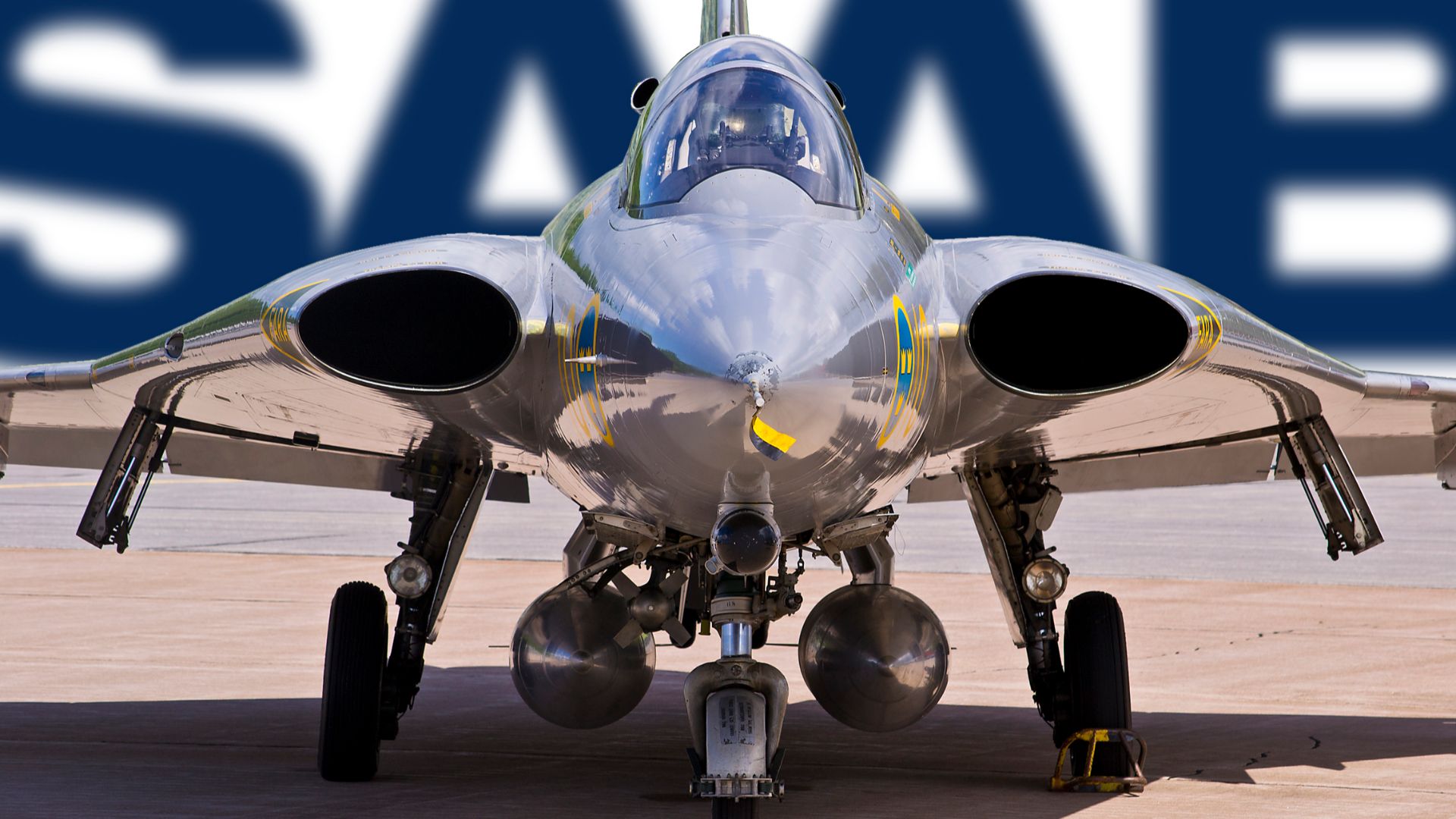 File:Saab Draken front view-618789.jpeg