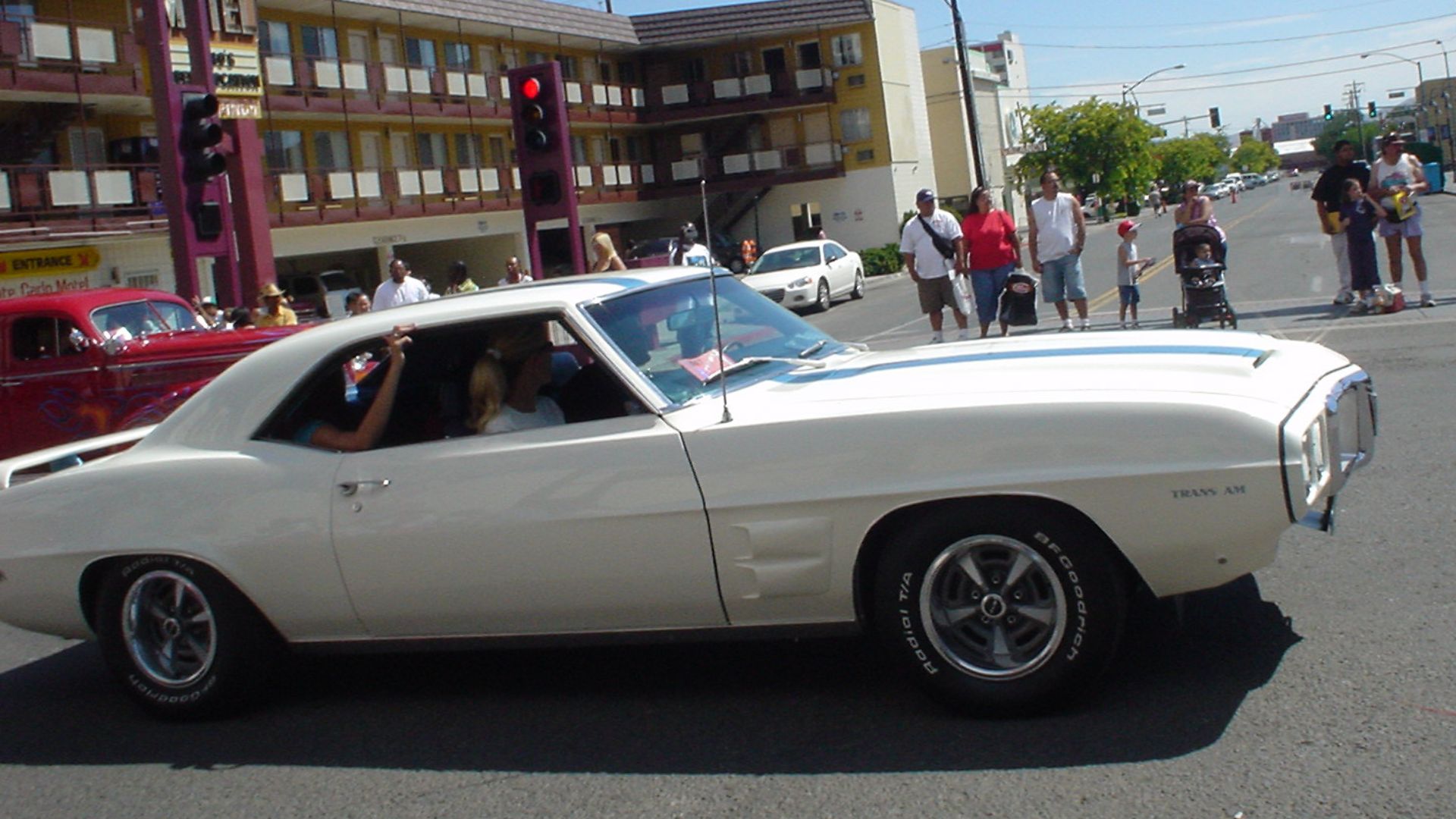 File:1969 Pontiac Trans Am @ 2005 Hot August Nights (355609110).jpg