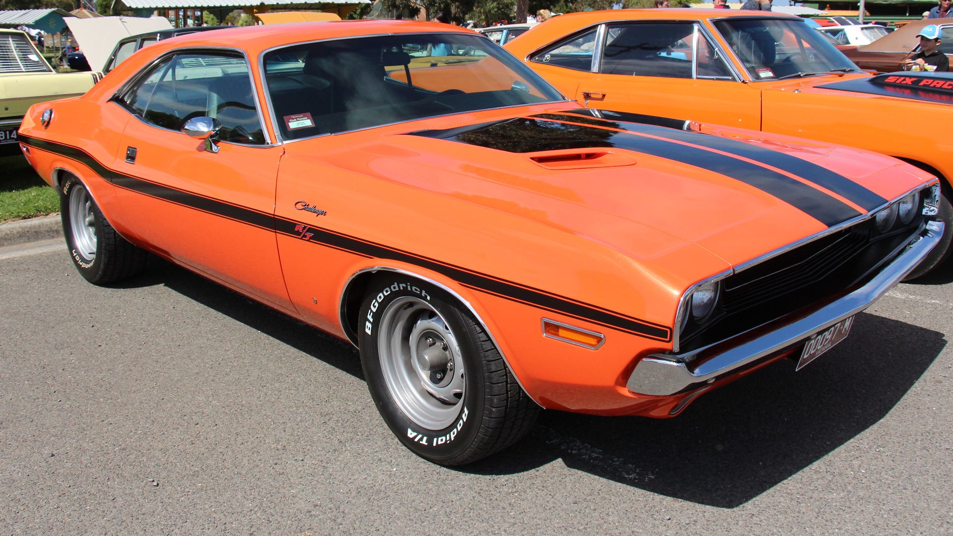 File:1970 Dodge Challenger RT 383 (22360770891).jpg