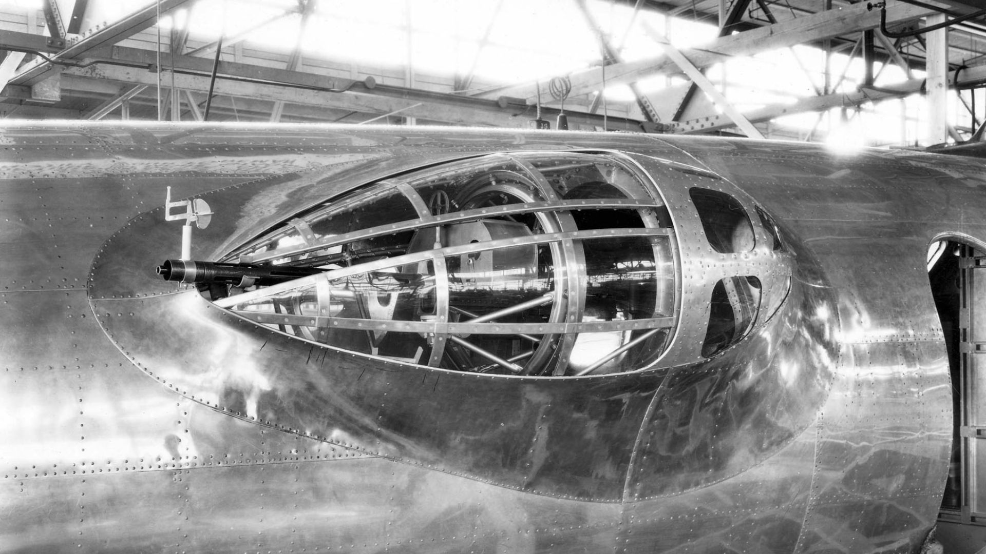 File:Boeing XB-17 blister turret.jpg