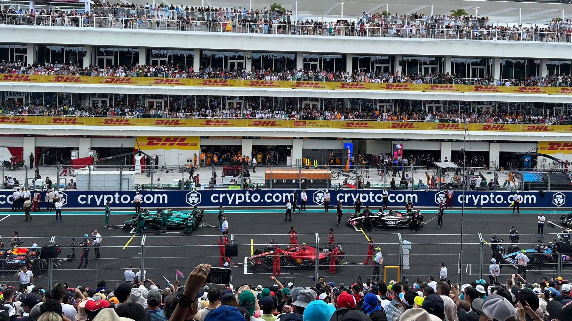 File:Miami Grand Prix startfinish.jpg