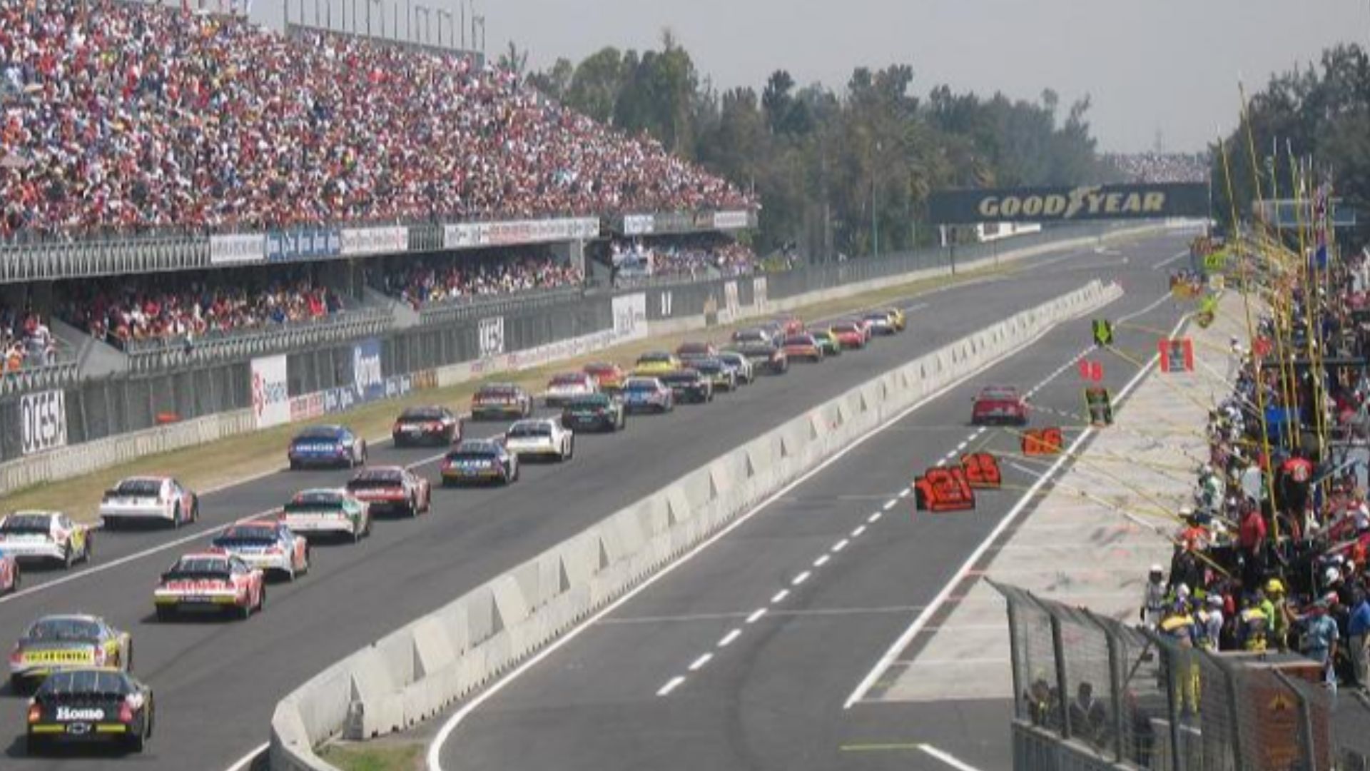 File:MexicoAutodromo.JPG