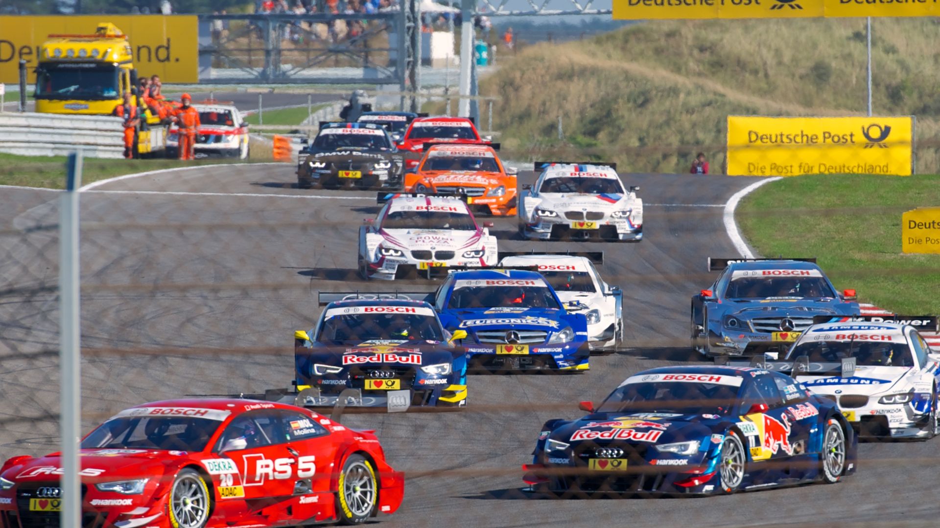 File:DTM Zandvoort, 2013 (10075032383).jpg