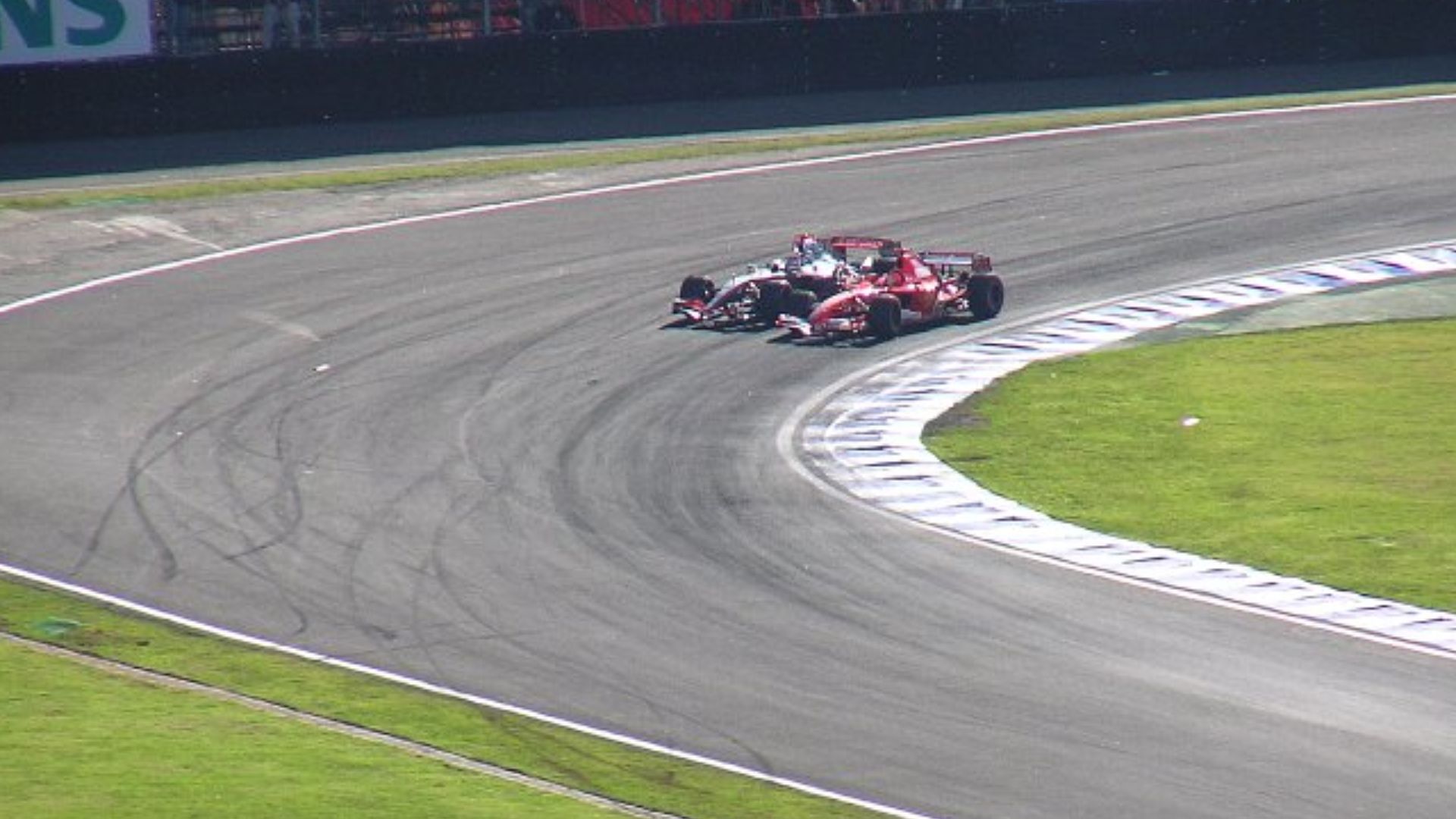 File:Michael Schumacher 2006 Brazil last overtaking.jpg