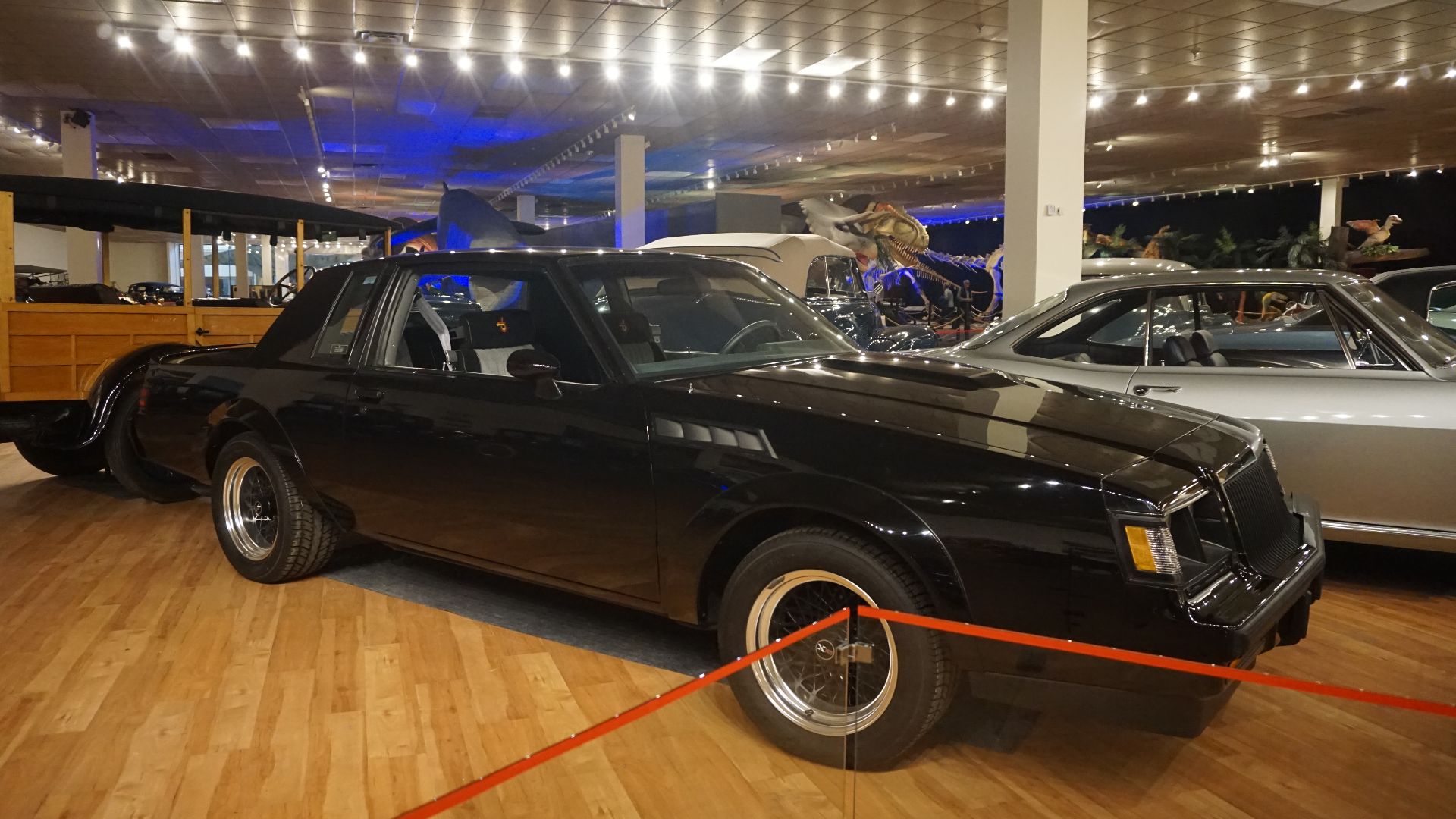 File:Sloan Museum at Courtland Center December 2018 30 (1987 Buick GNX).jpg
