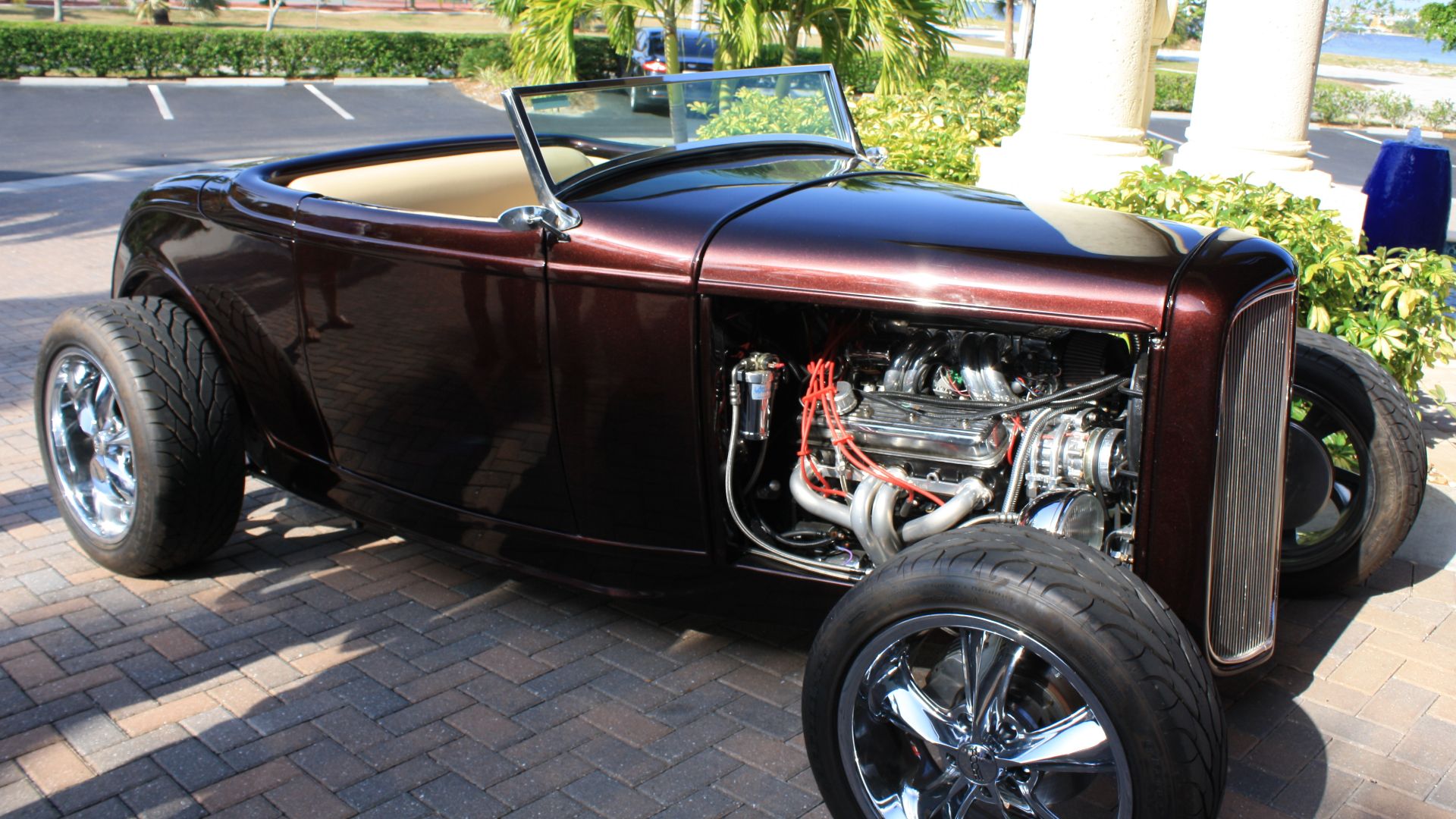 File:1932 Ford Roadster.jpg
