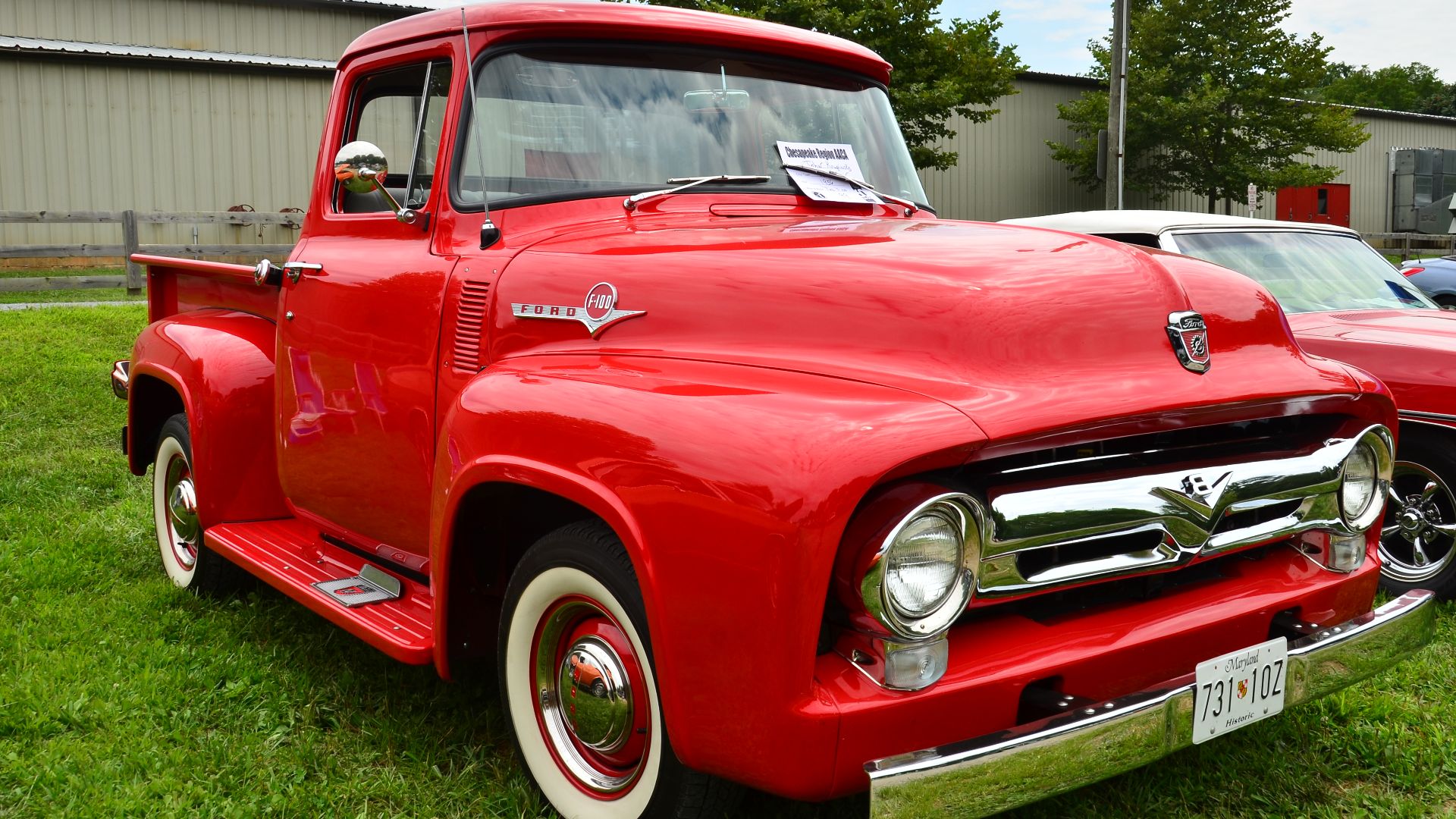 File:1956 Ford F-100 in Bright Red.jpg