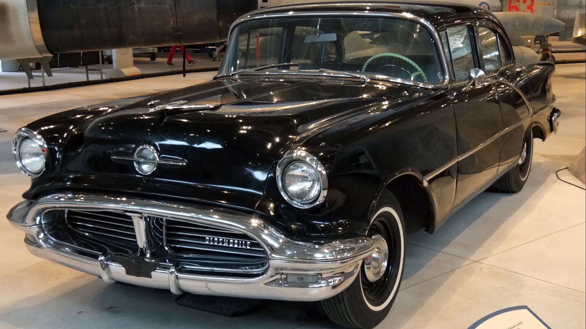 File:1956 Oldsmobile Super 88 Deluxe Sedan (CASM).jpg