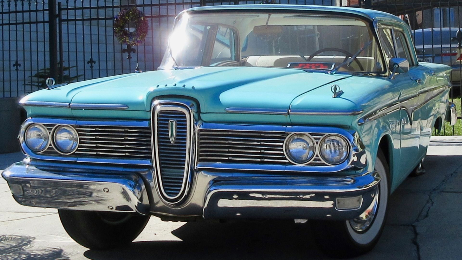 File:Edsel in Broadmoor, New Orleans, Jan 2017 - 2.jpg