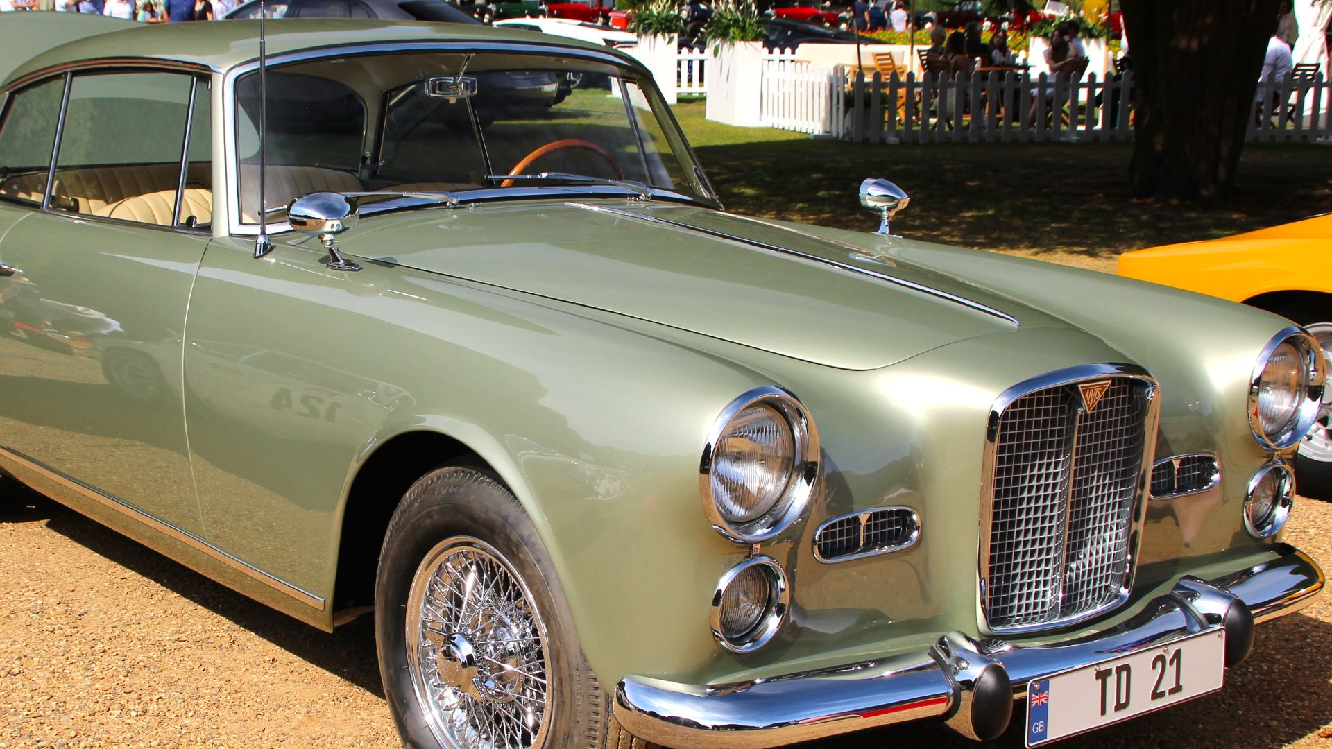 File:1961 Alvis TD21 Graber Spezial.jpg