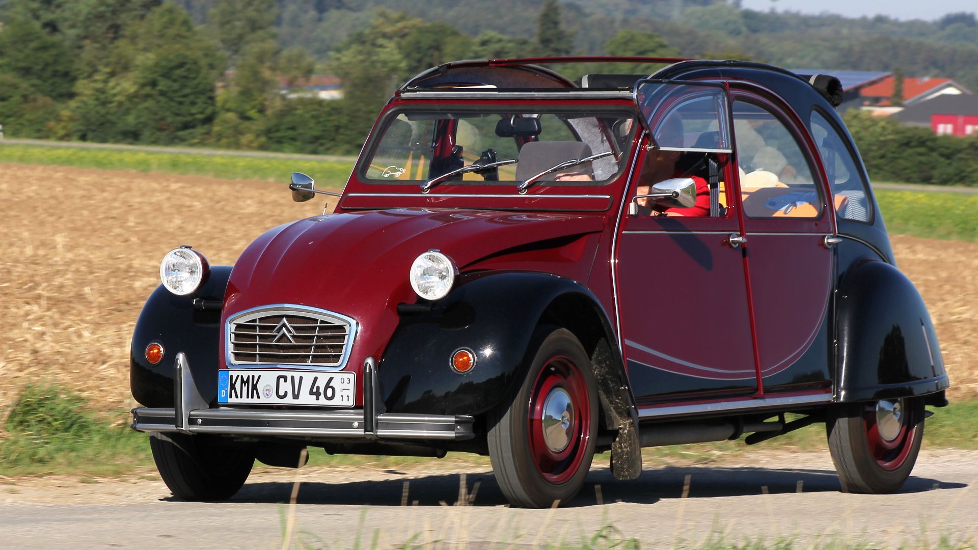 File:Citroën 2 CV Charleston (2015-08-29 3174 b).jpg
