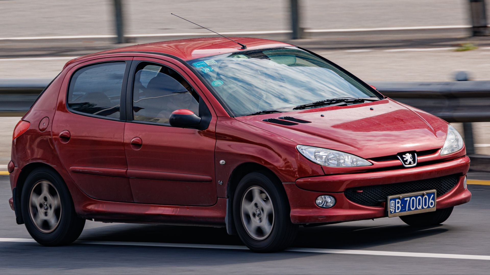 File:PEUGEOT 206 HATCHBACK China.jpg