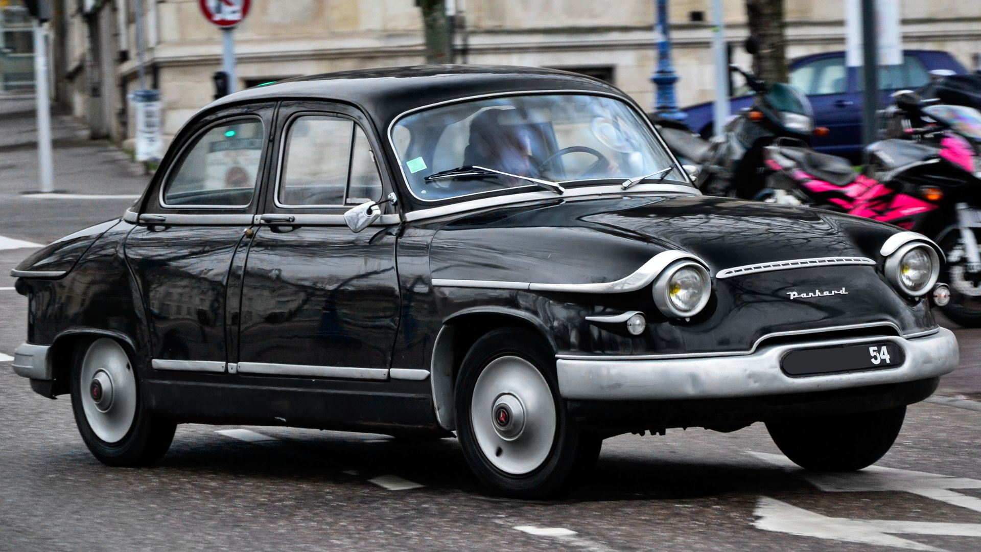 File:Panhard PL 17 - Flickr - Alexandre Prévot.jpg