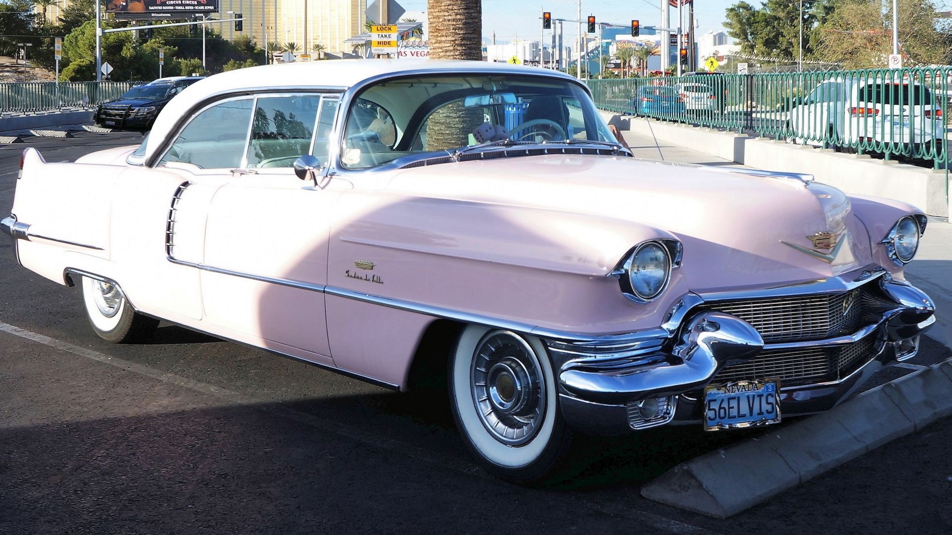 File:Las Vegas Pink Cadillac 1955 Fleetwood Series 60 Elvis (pastellised).jpg