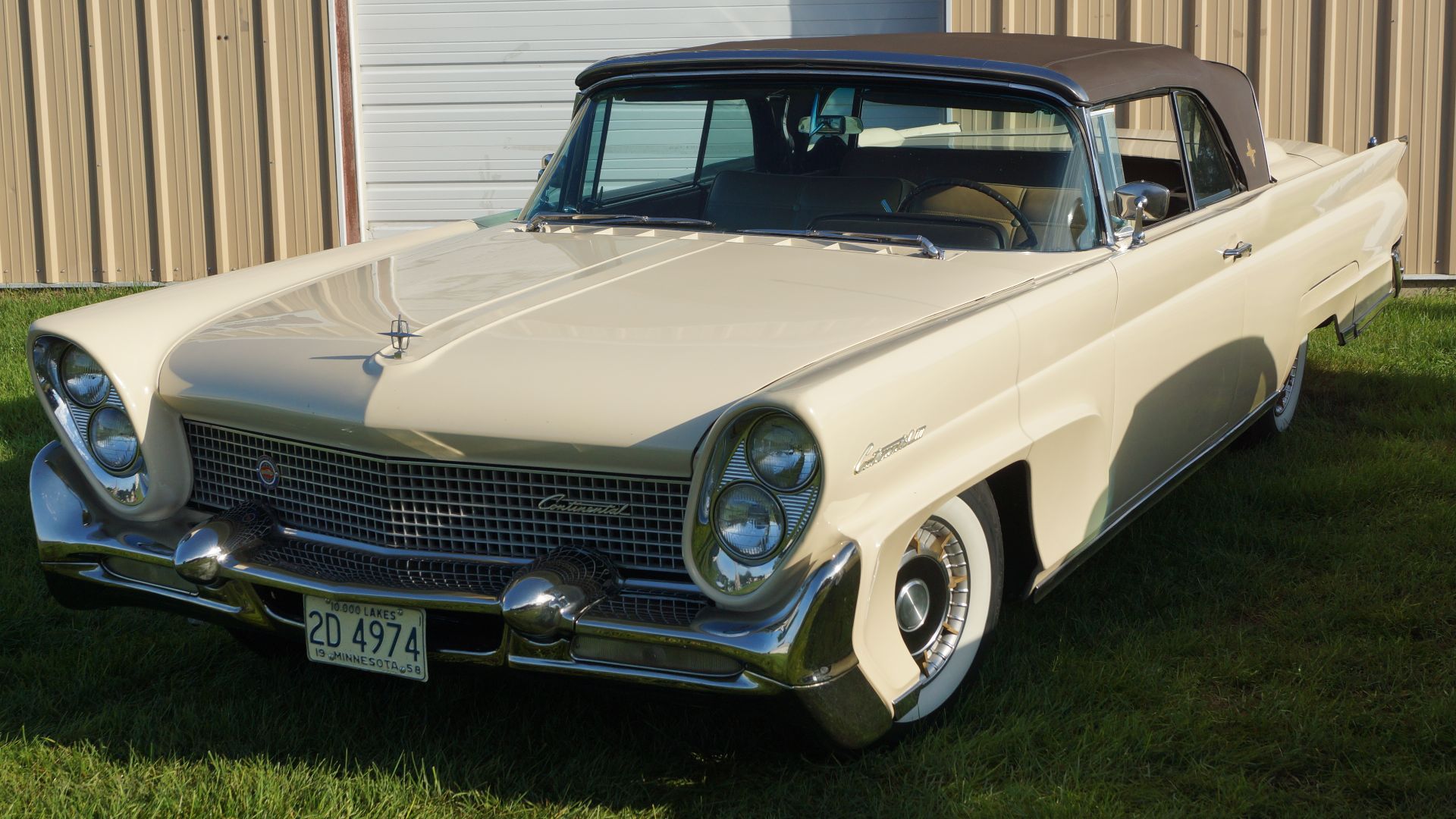 File:1958 Lincoln Continental Mark III (29486644090).jpg