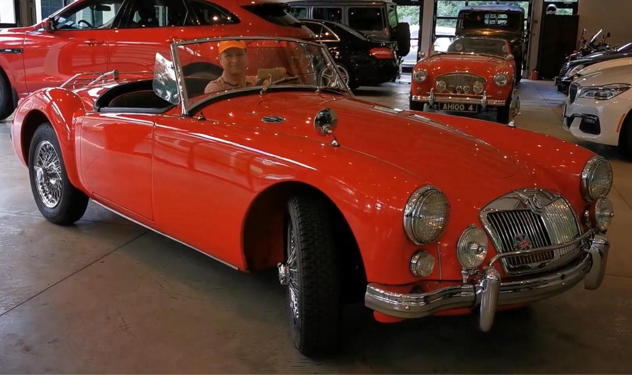 Elvis 1960 MG MGA
