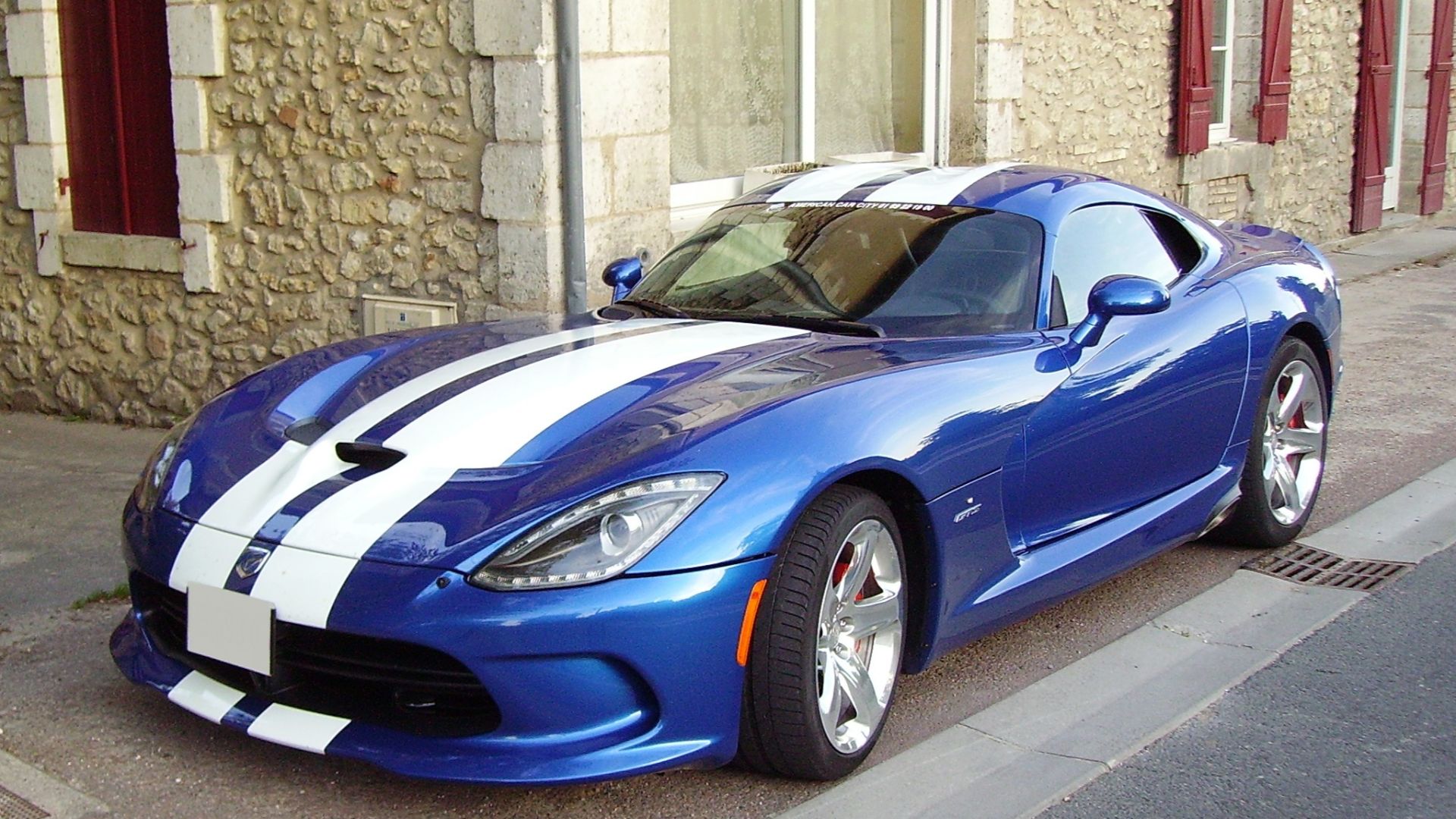 File:SRT Viper GTS blue-2.jpg