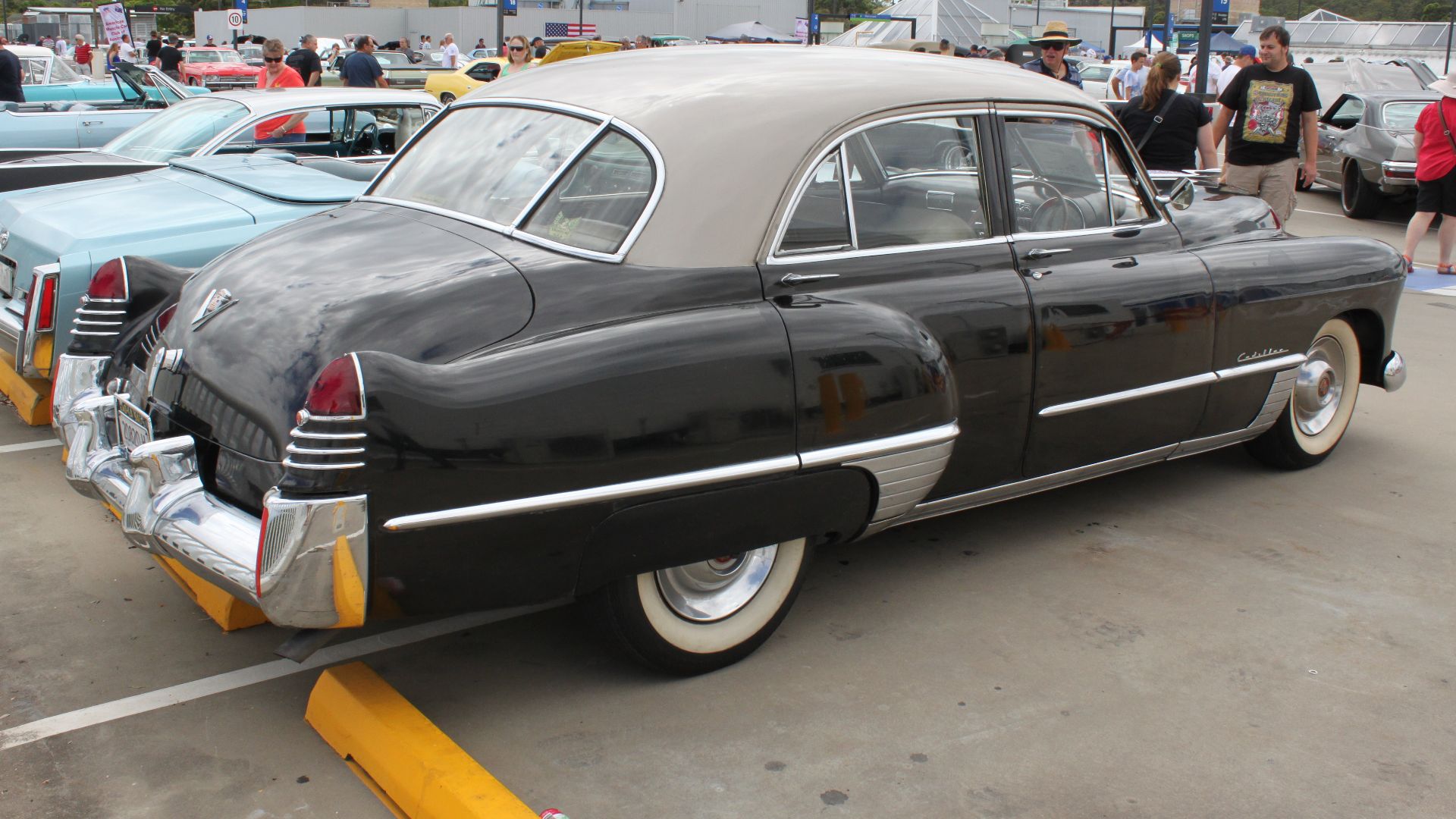 File:1948 Cadillac Series 62 (24403675150).jpg