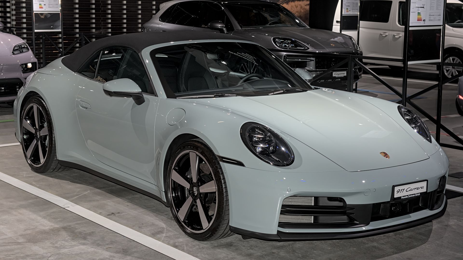 File:2025 Porsche 992 Carrera convertible Auto Zuerich 2024 DSC 6527.jpg