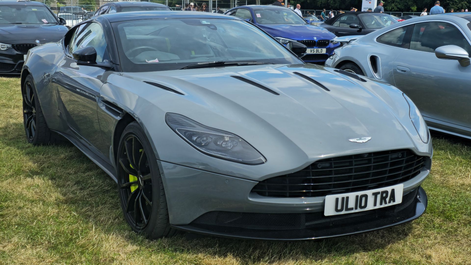 File:2018 Aston Martin DB11 AMR Auto.jpg