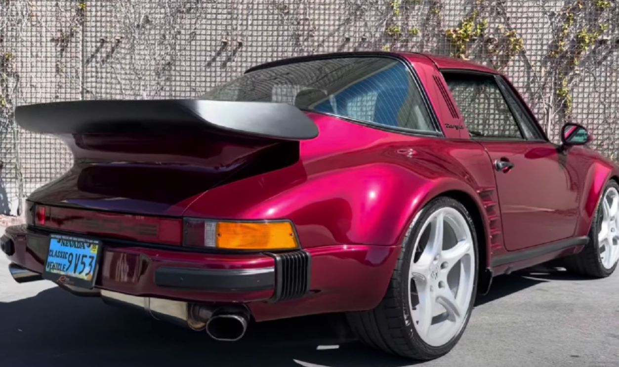 1974 Porsche 911 Turbo (930)