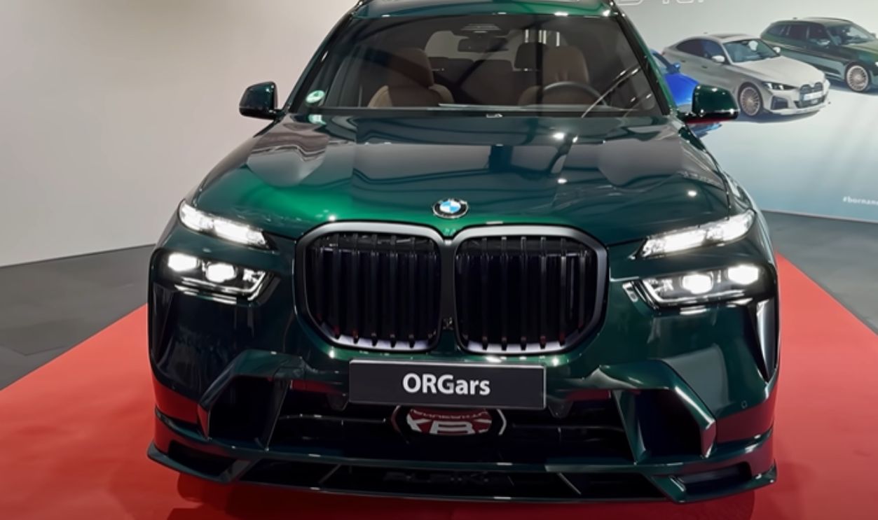 2025 BMW Alpina XB7