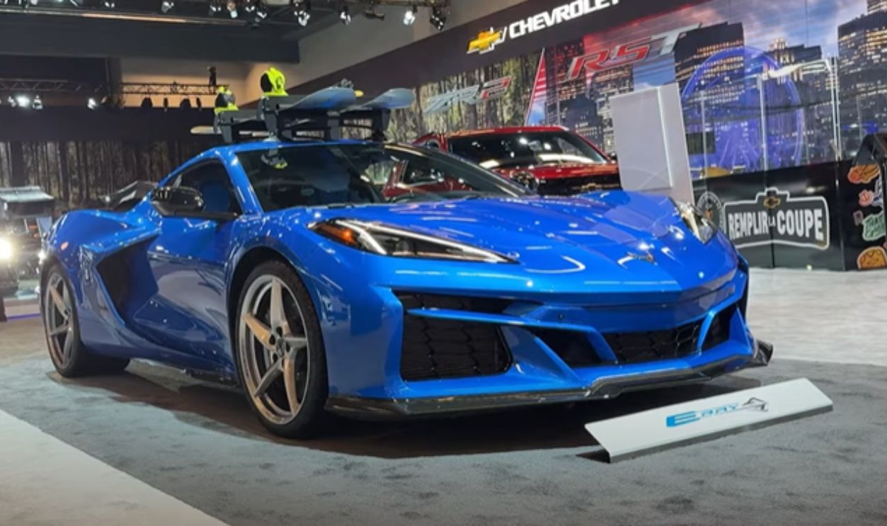 2025 Chevrolet Corvette E-Ray