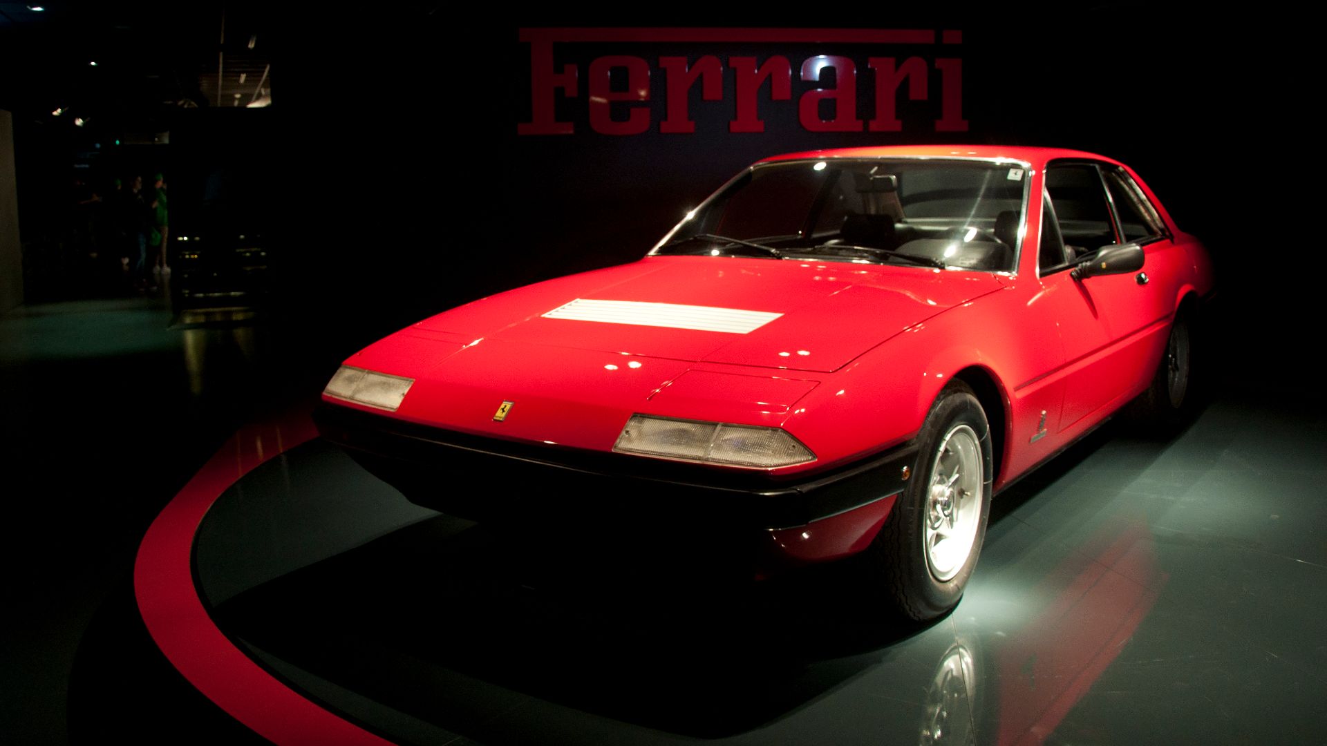 File:1972 Ferrari 365 GT4 2+2 Museo Nazionale dell'Automobile di Torino 02.jpg