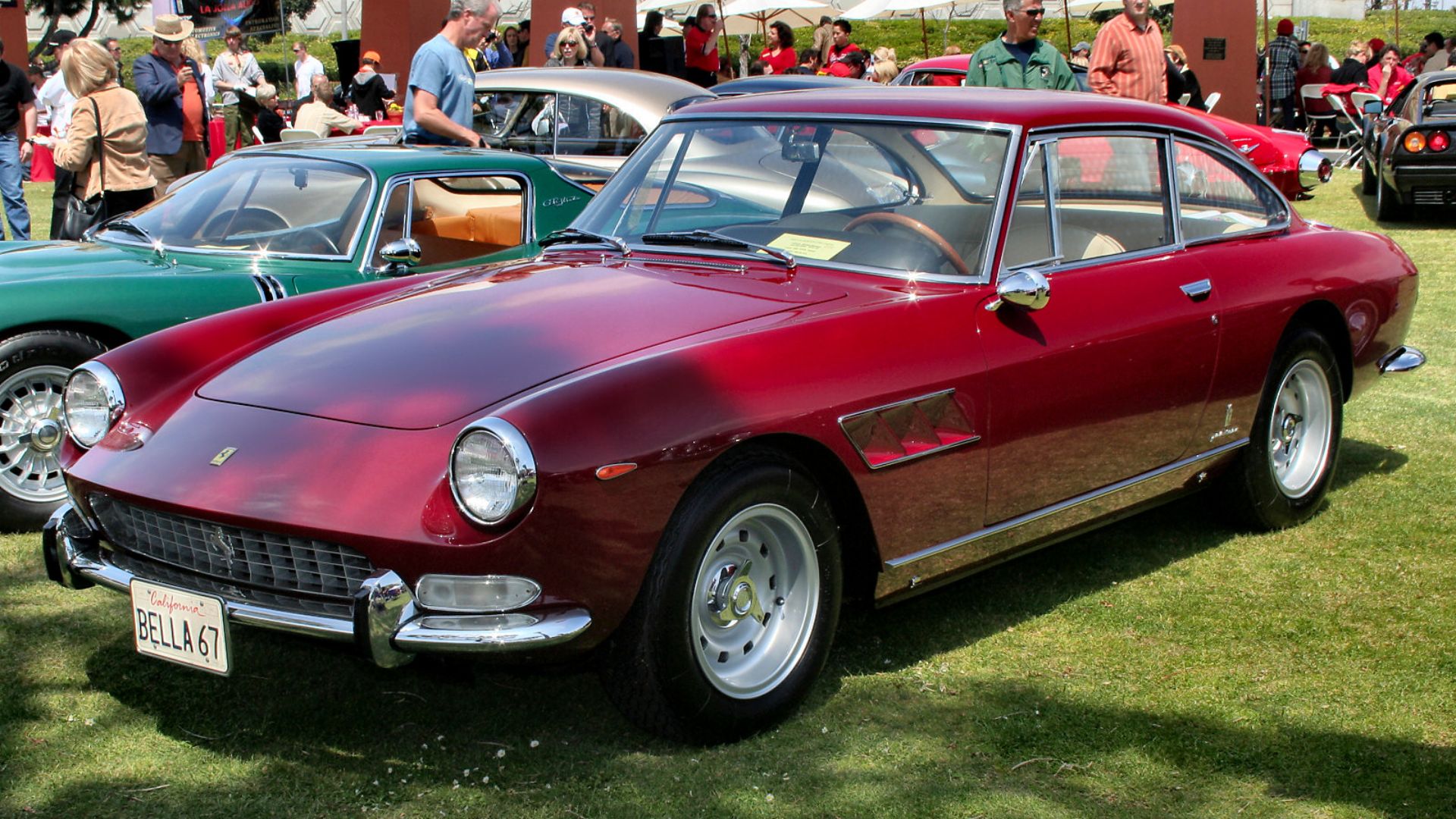 File:1967 Ferrari 330 GT 2+2 - red - fvl.jpg