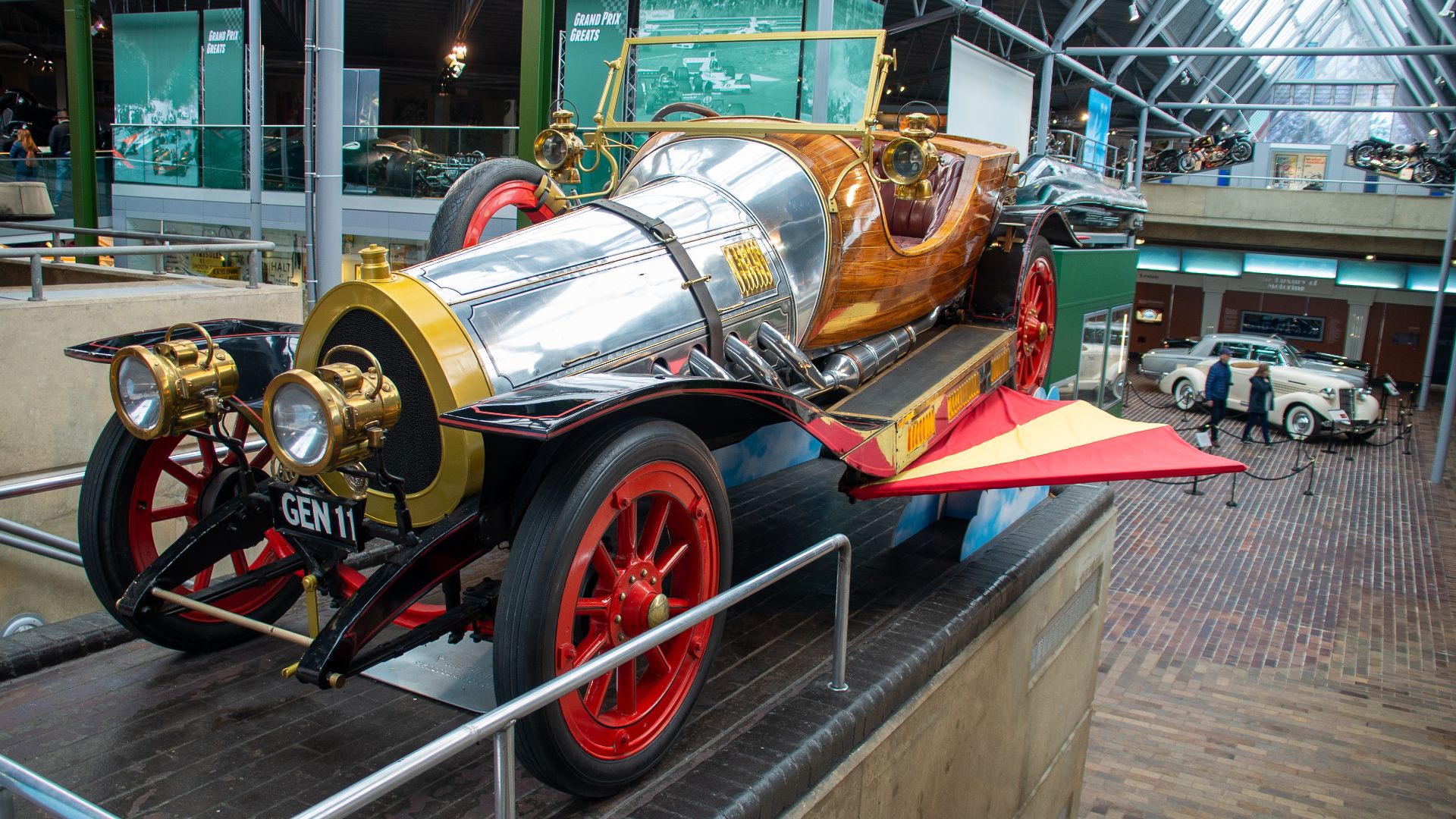 File:Chitty Chitty Bang Bang (al-transform).jpg