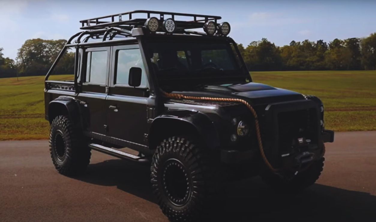 2014 Land Rover Defender SVX Spectre 4x4 Utility527486