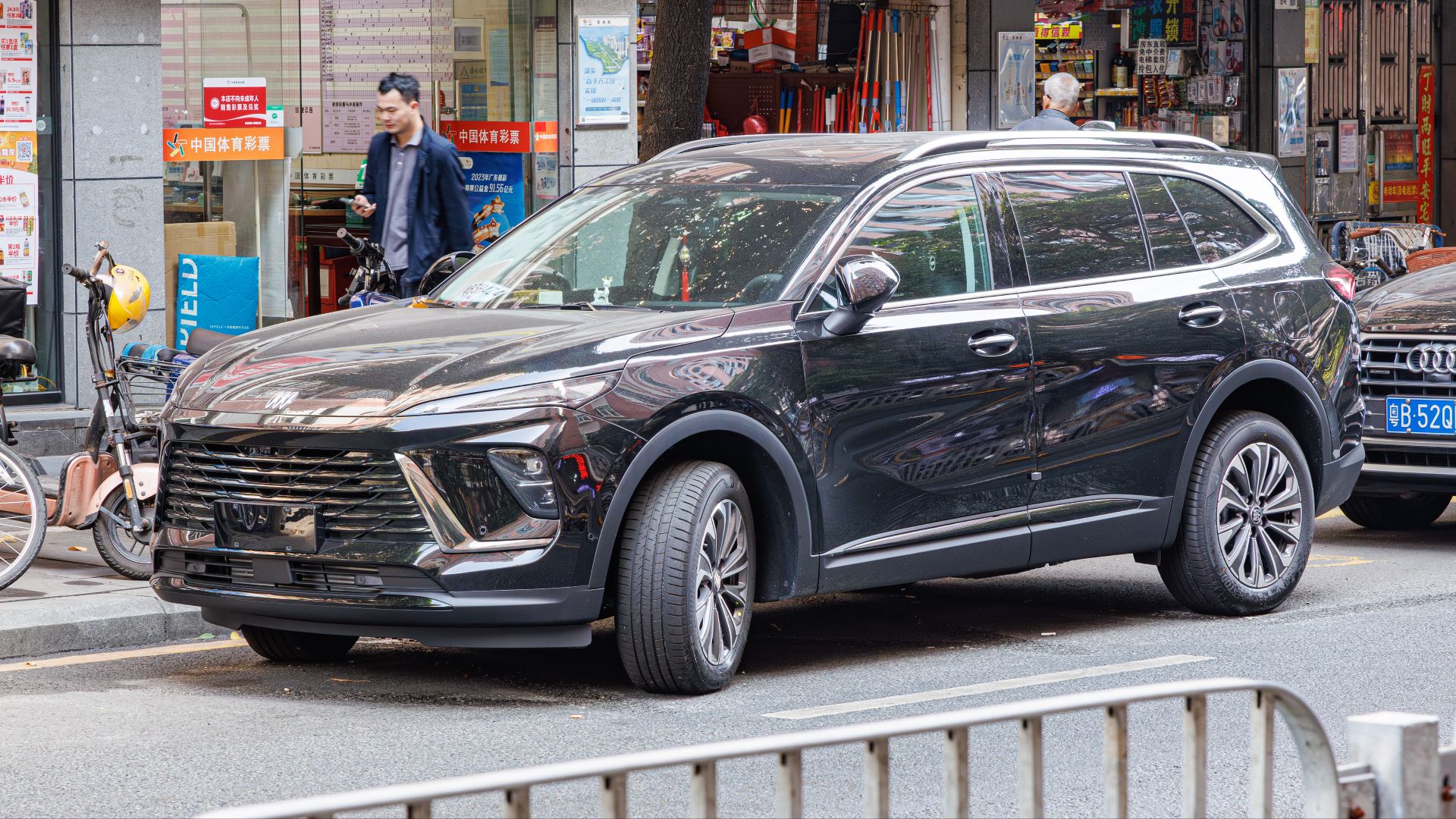 File:BUICK ENVISION PLUS China (12).jpg