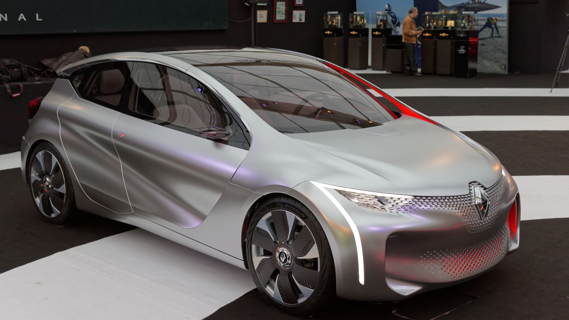 File:Festival automobile international 2015 - Renault Eolab - 001.jpg