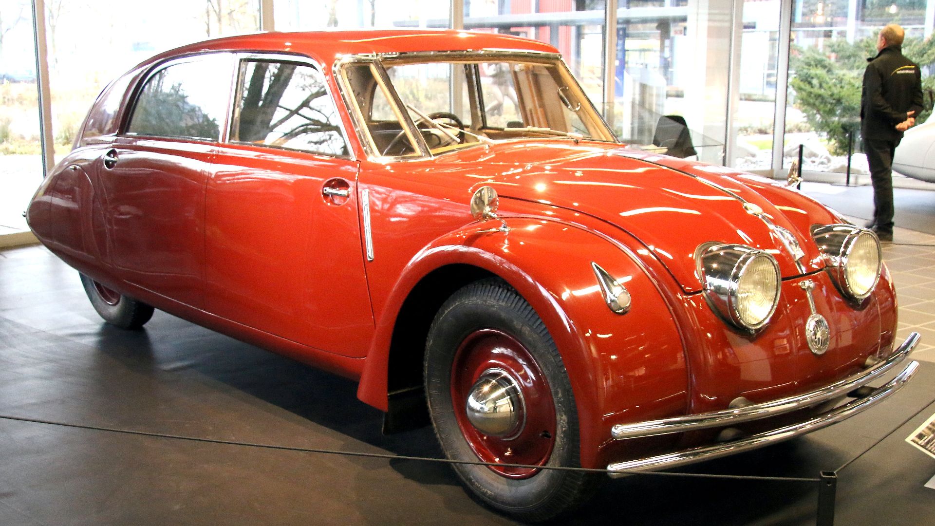 File:1934 Tatra T77.jpg