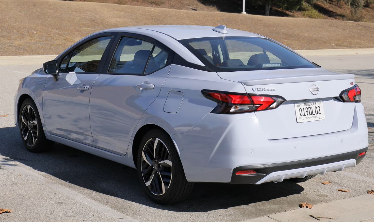 Nissan Versa