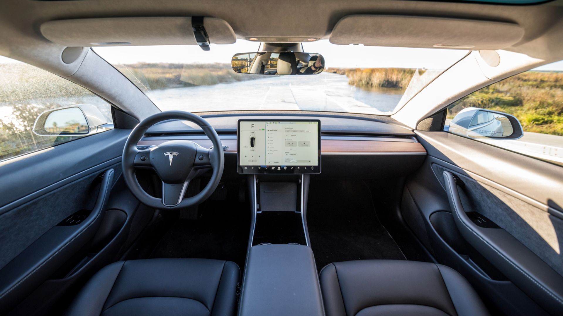 File:Interior of Model 3.jpg