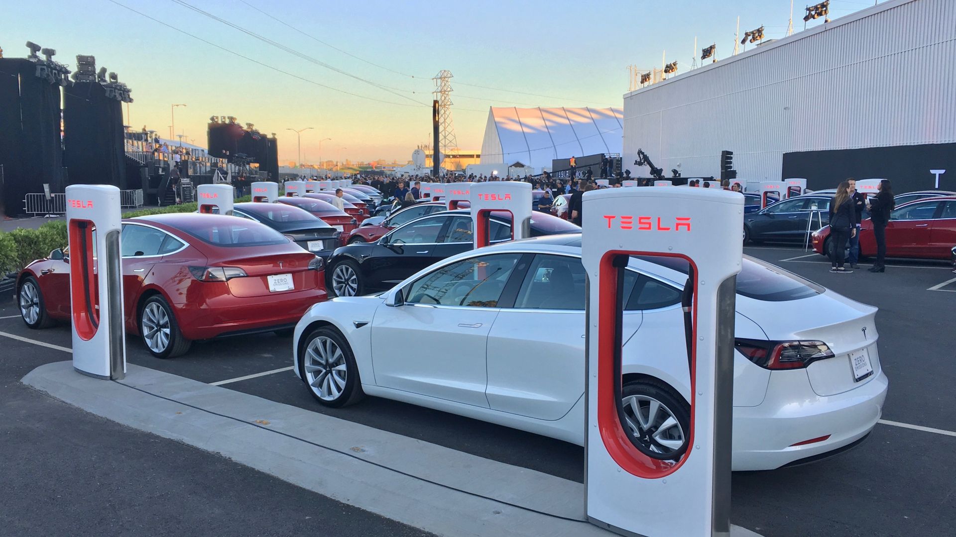 File:First Model 3 production cars ready for delivery.jpg