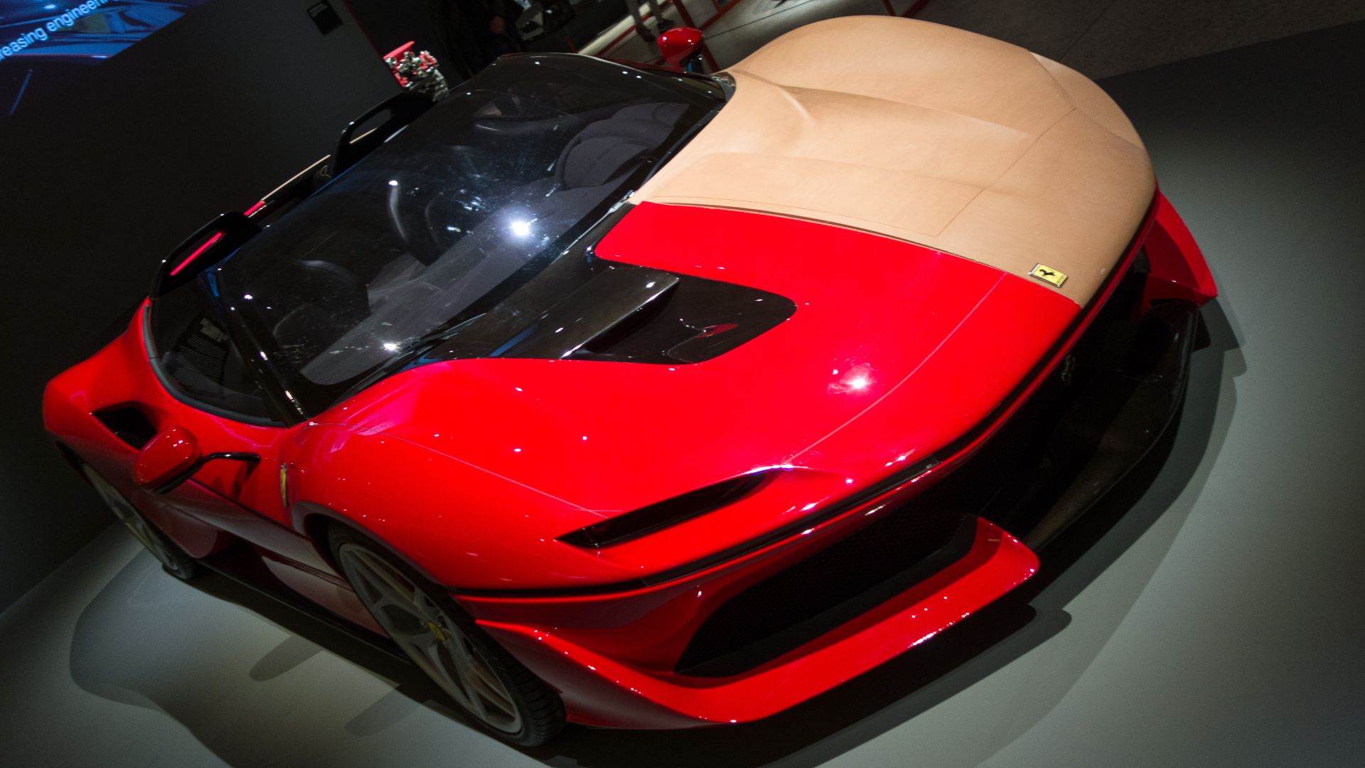 File:J50 at London Design Museum 2018.jpg