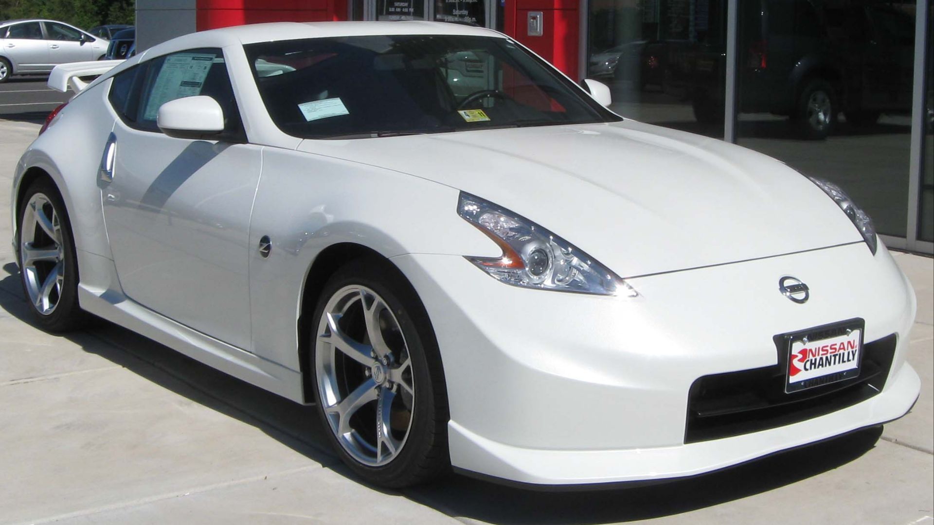 File:2010 Nissan 370Z NISMO.jpg