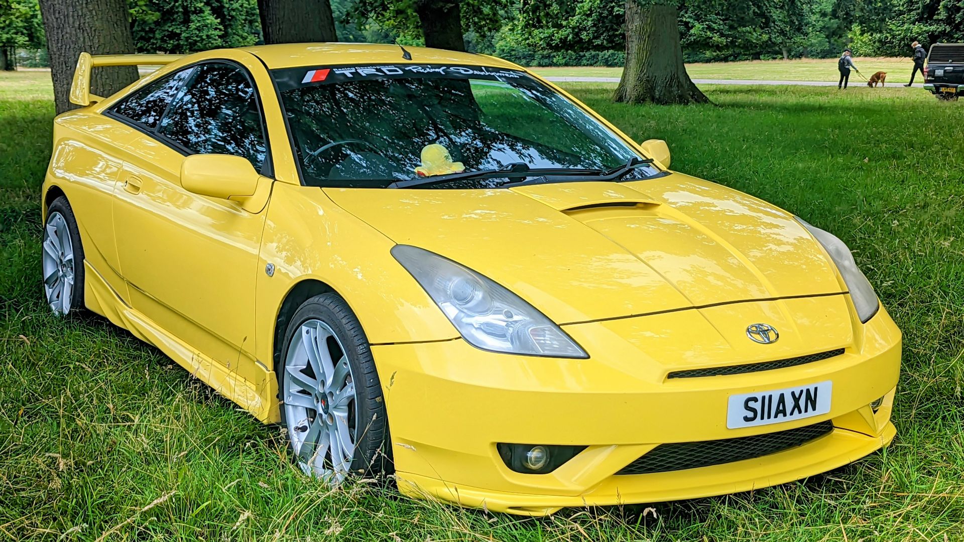 File:2005 Toyota Celica GT VVTL-i.jpg