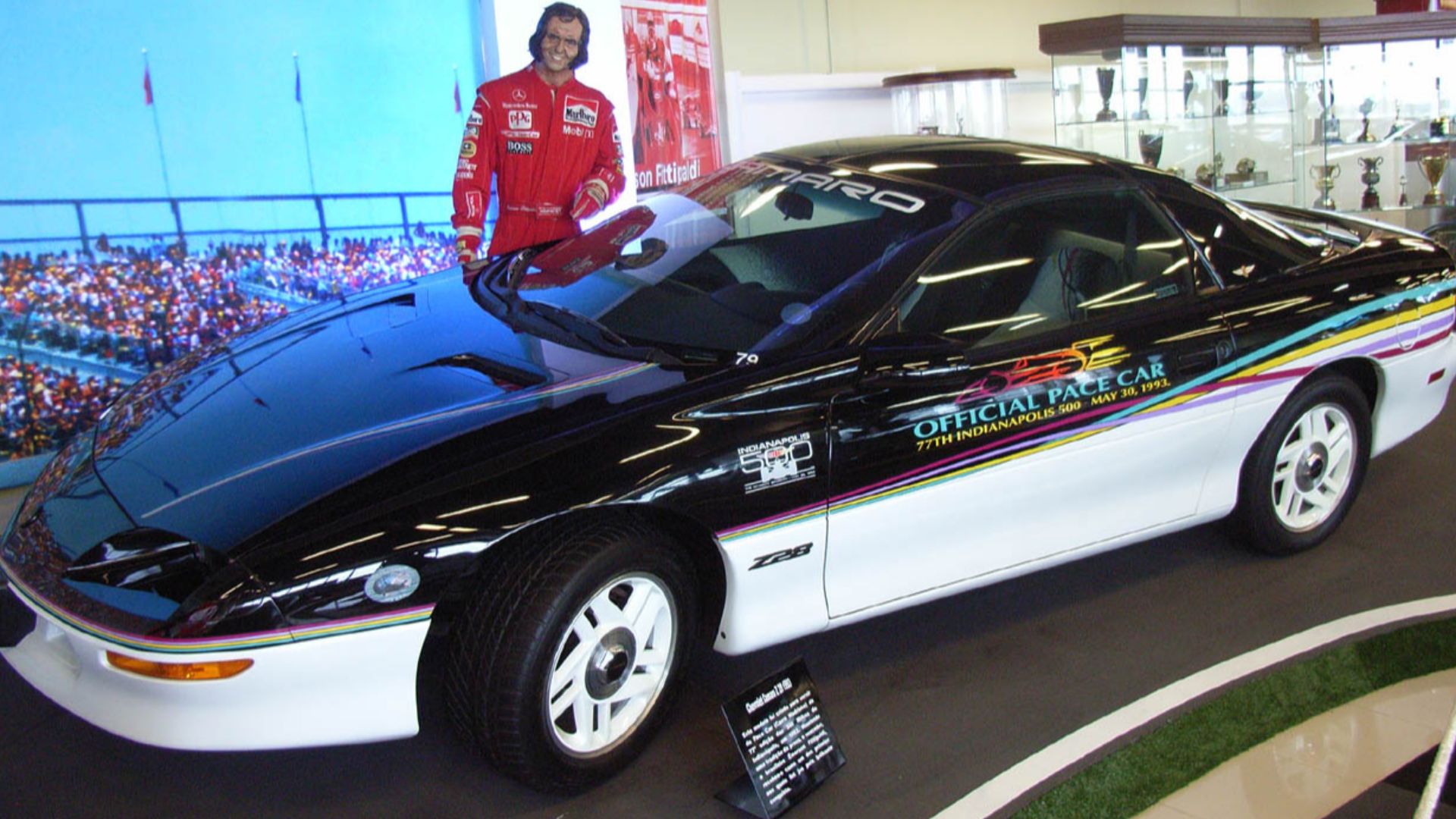 File:Chevrolet Camaro Z28 1993 Indianapolis 500 pace car.jpg