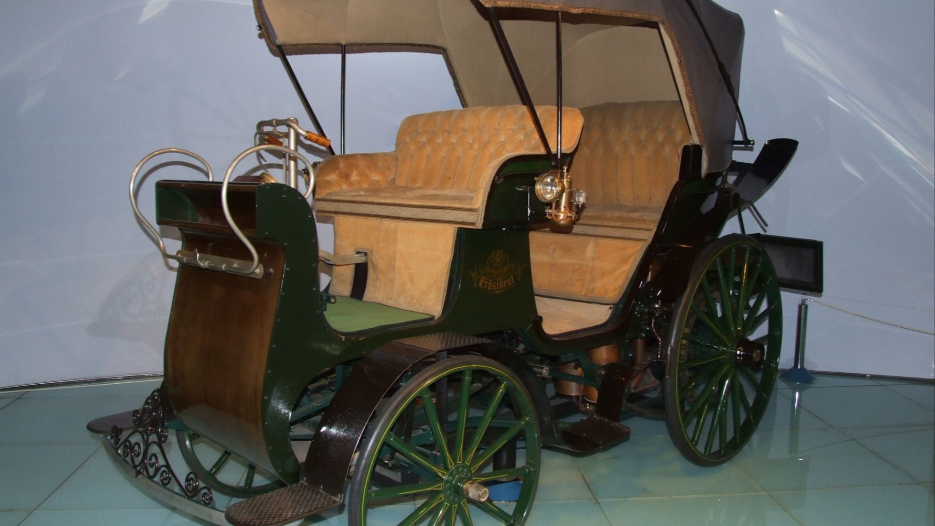 File:NW Präsident copy.jpg