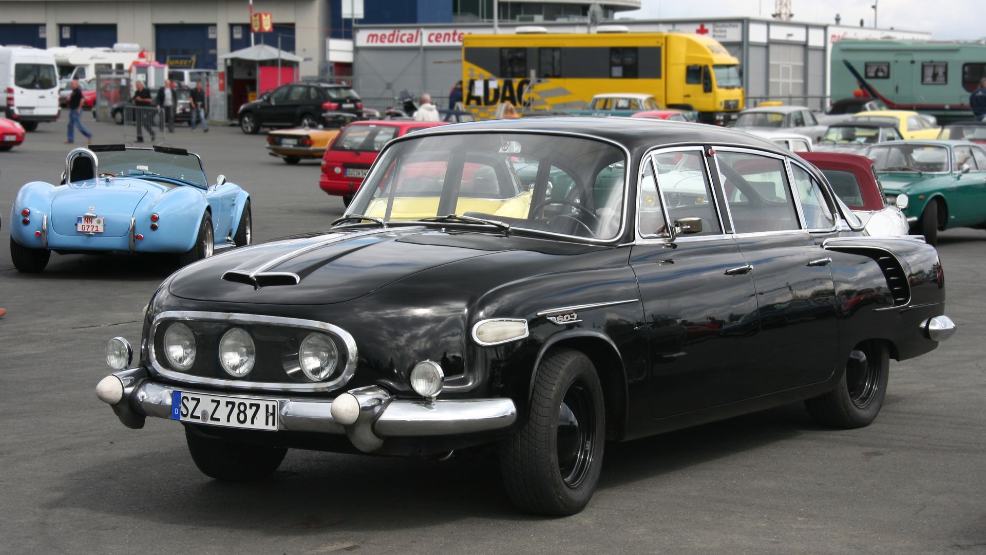 File:Tatra 603, Typ 1, 2008-06-28 (ret).jpg